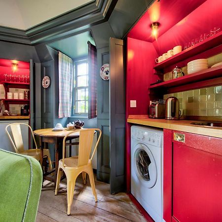 Rock House - Photographer'S Studio - Historic Gem In The Heart Of The City Edinburgh Exterior photo